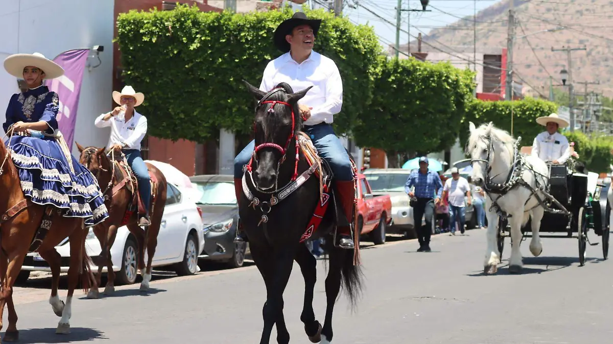 SJR El presidente Roberto CAbrera